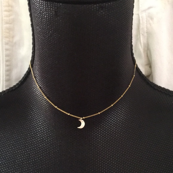 Jewelry - Crescent moon necklace